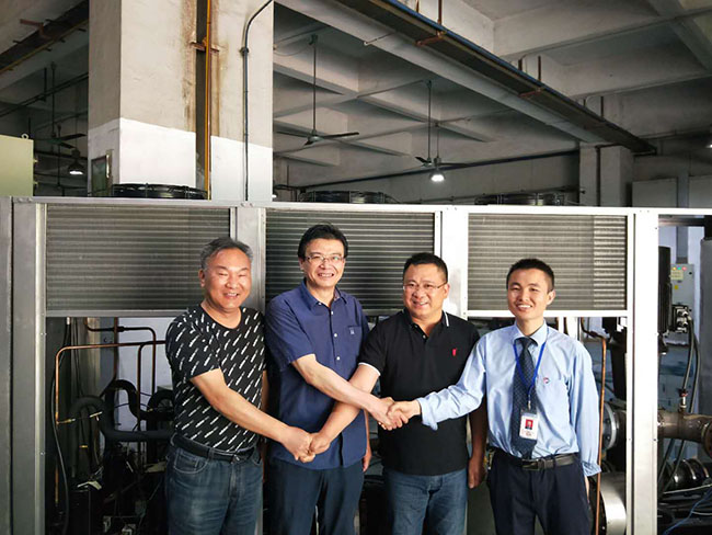 精度螺桿式冷水機組系統(tǒng)解決方案滿意度高
